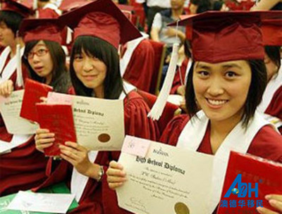 【澳德华快讯】留学在国外申请博士究竟难不难