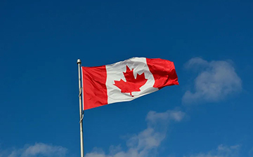 「加拿大移民」公民的子女即使在国外出生，也有资格申请加拿大公民身份？