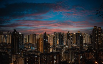 「香港移居」高才通续期收紧：三个信号，续签材料要趁早备